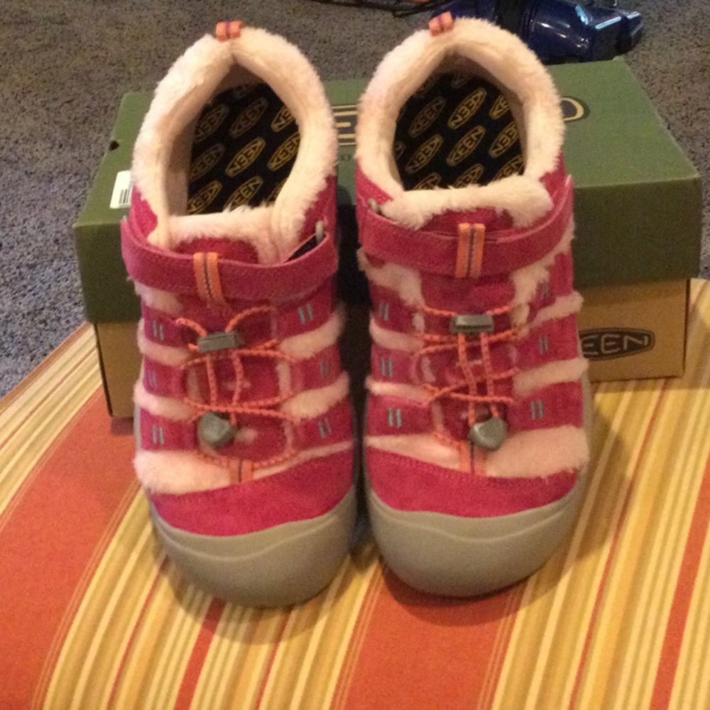 Keen Youth Pink and Gray Shoes Nwt